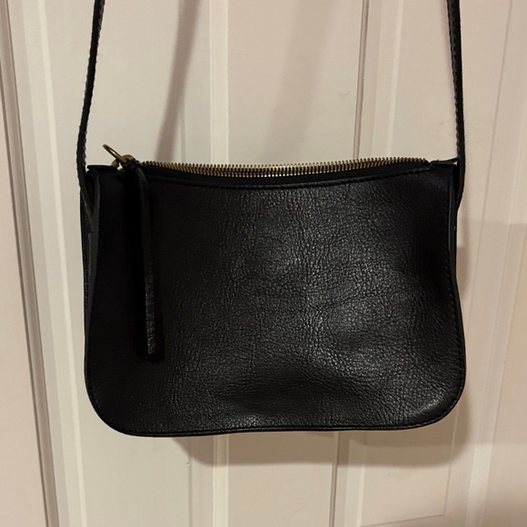 Madewell Black Leather Shoulder Bag - Picture 2 of 5